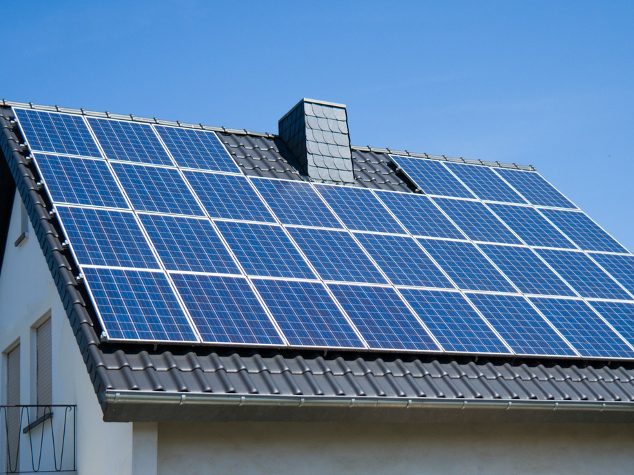 PV Anlagen Installator