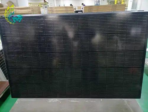 Solarmodul / Solarmodul schwarz / PV Modul Schwarz