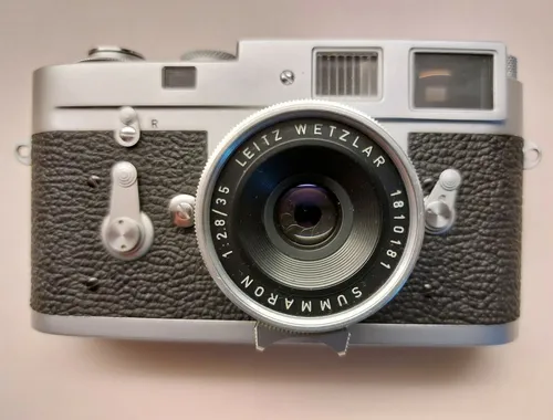 Leica M 2 m. Leitz Wetzlar Summaron f2,8/35