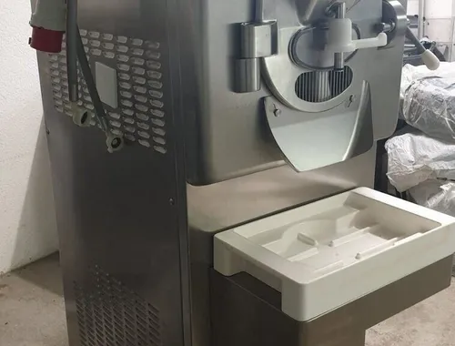 Carpigiani Eismaschine Labo 10/45 E für Eis Speiseeismaschine Eiscafé