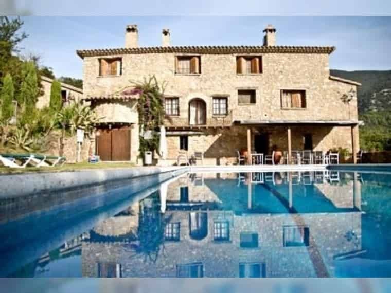 Finca -Hotel nähe Girona / Costa Brava Finca -Hotel nähe Girona / Costa Brava