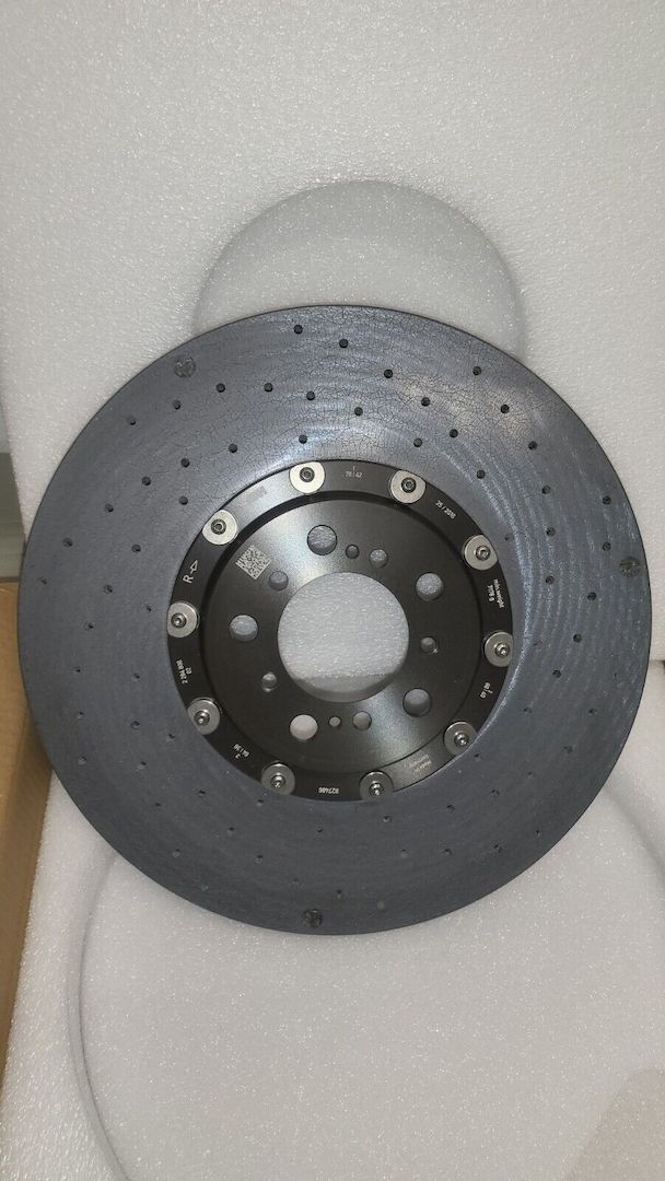 BMW M3 M4 F80 F82 F83 Keramik Bremsscheiben Set VA NEU&OVP BMW M3 M4 F80 F82 F83 Keramik Bremsscheiben Set VA NEU&OVP