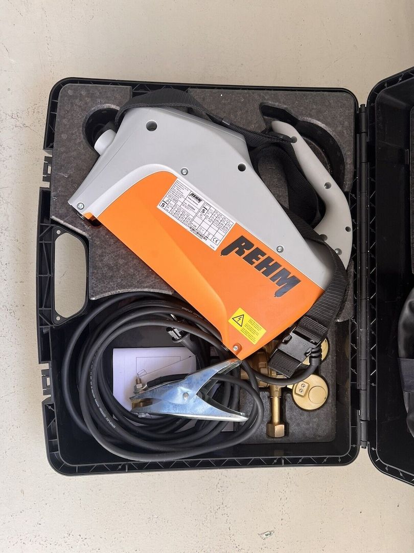 REHM WIG Schweißgerät TIGER 230 AC/DC ULTRA digital im SET REHM WIG Schweißgerät TIGER 230 AC/DC ULTRA digital im SET