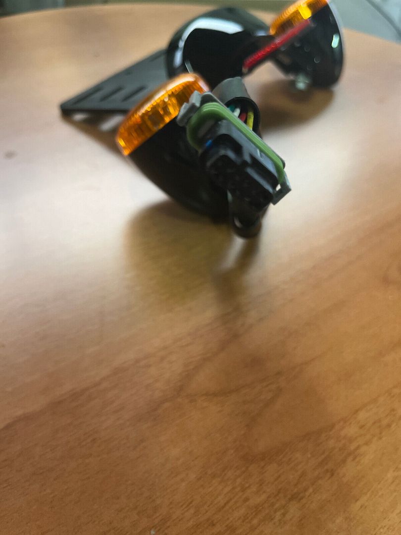 Harley 67800484 Touring Kennzeichenhalter Blinker LED 3 in 1