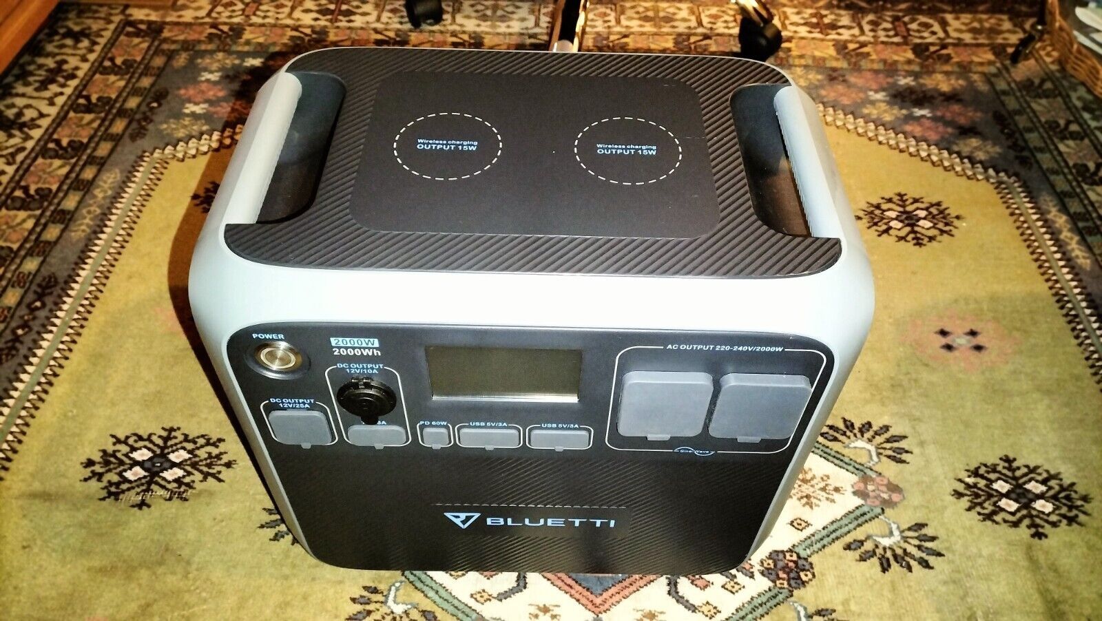 Bluetti AC200P Solarpowerstation LiFePo4 2000W/2000Wh Notstrom