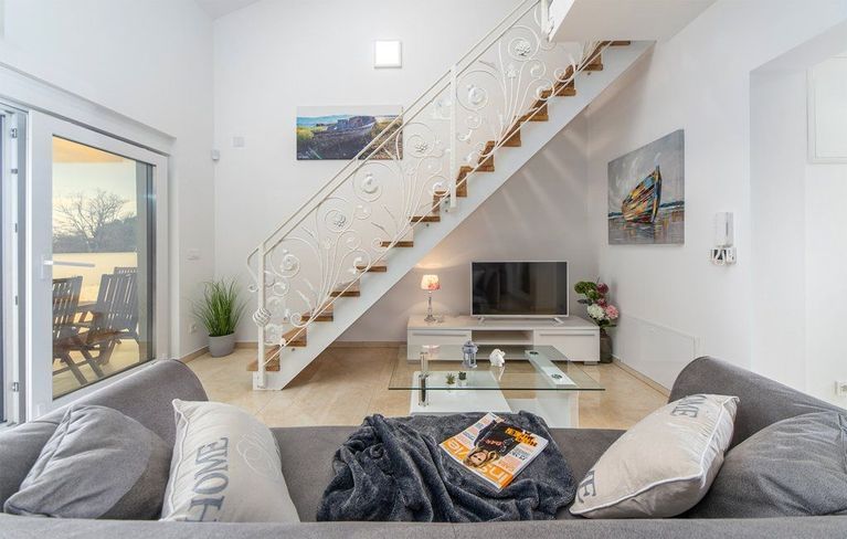 Kroatien - Ferienhaus Bilice für 6 Personen Kroatien - Ferienhaus Bilice für 6 Personen