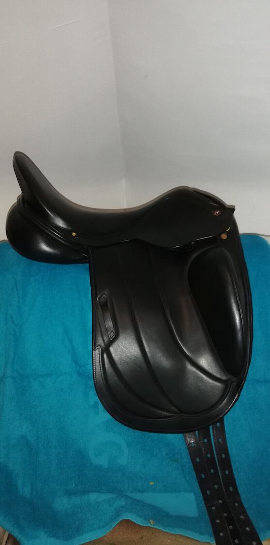 Albion Fabrento Dressursattel