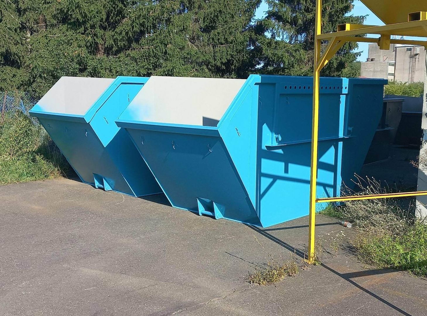 Absetzmulde 10 m³ asymmetrisch - offen DIN 30720-1 Mit DGUV