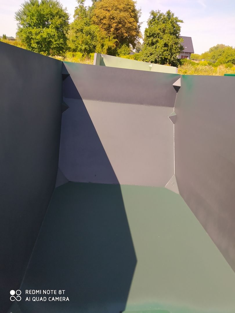 Absetzmulde 10 m³ asymmetrisch - offen DIN 30720-1 Mit DGUV