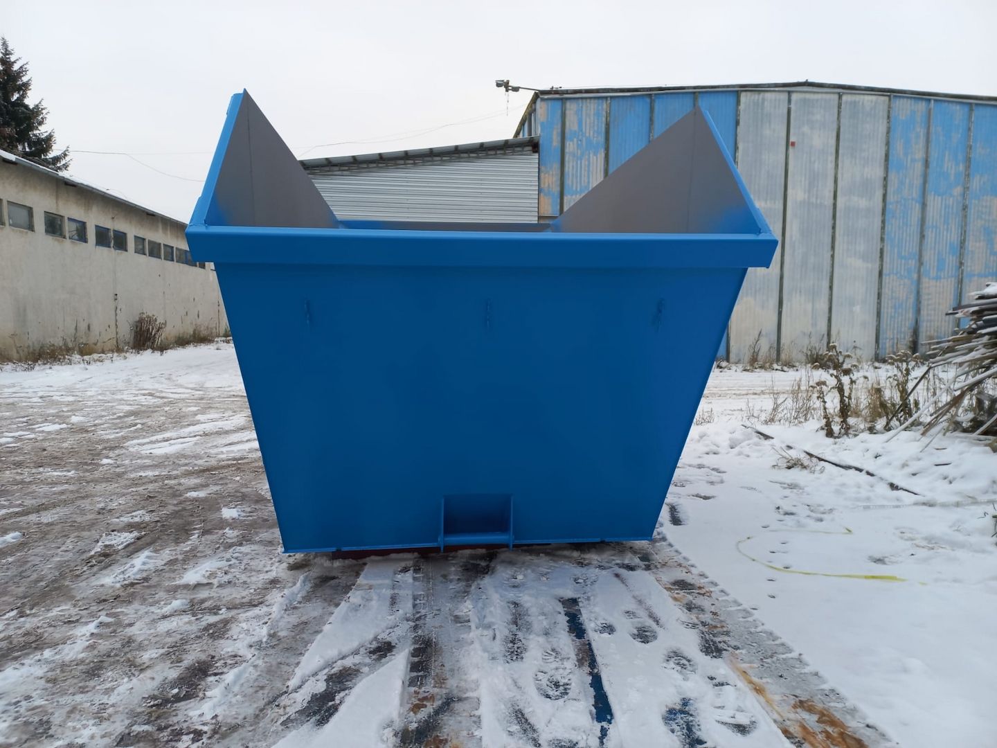 Absetzmulde 5 m³ asymmetrisch - offen DIN 30720-1 Mit DGUV