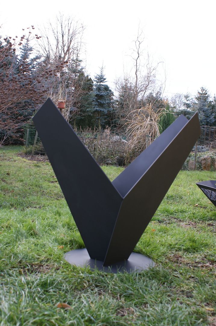 Gartenherd Feuerstelle Nummer 2 Victoria aus Stahl lackiert hitzebeständig