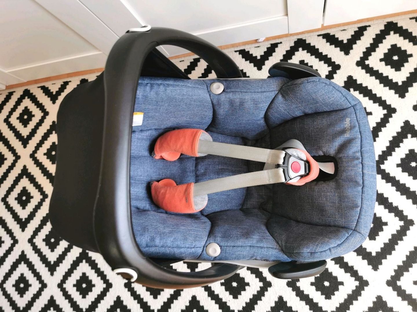 Maxi Cosi Easy Base 2 inkl Isofix, Unfallfrei, top Zustand