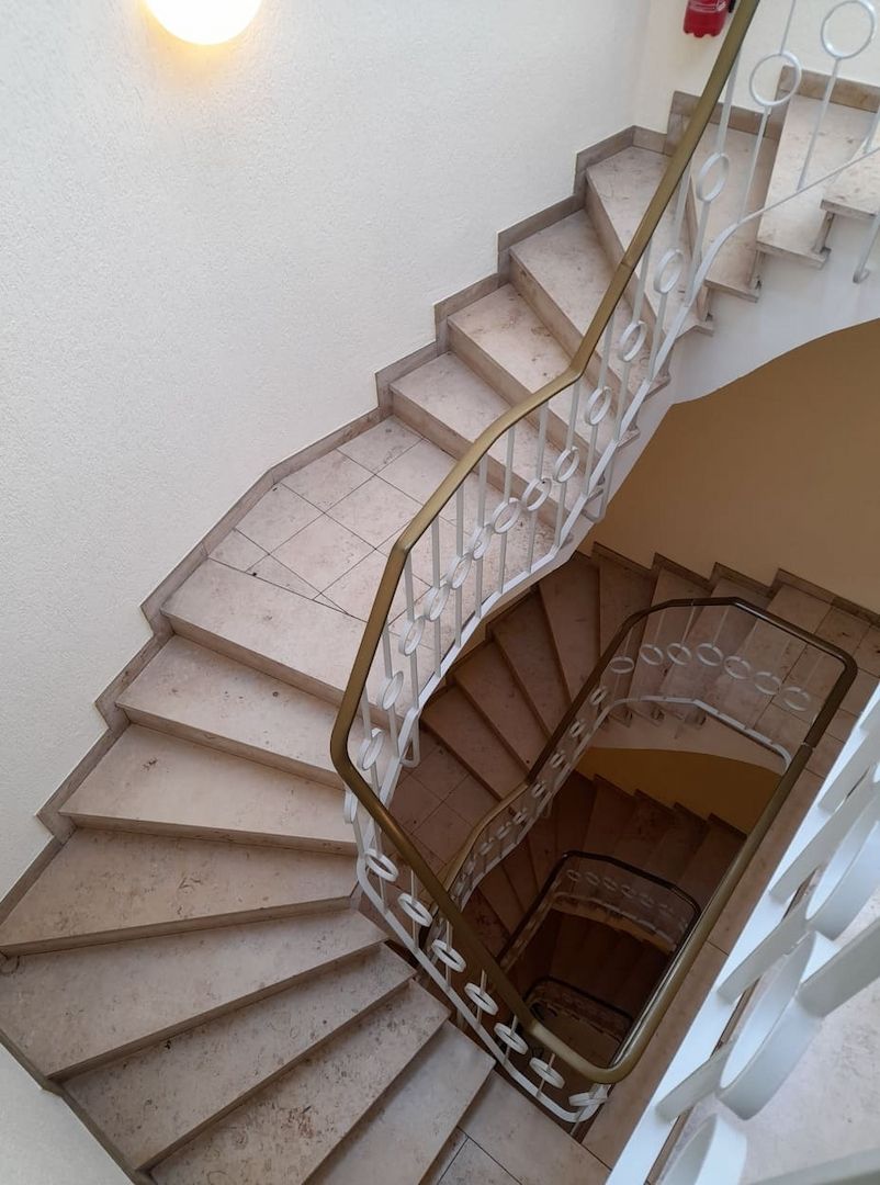 Treppenhausreinigung Treppenhausreinigung