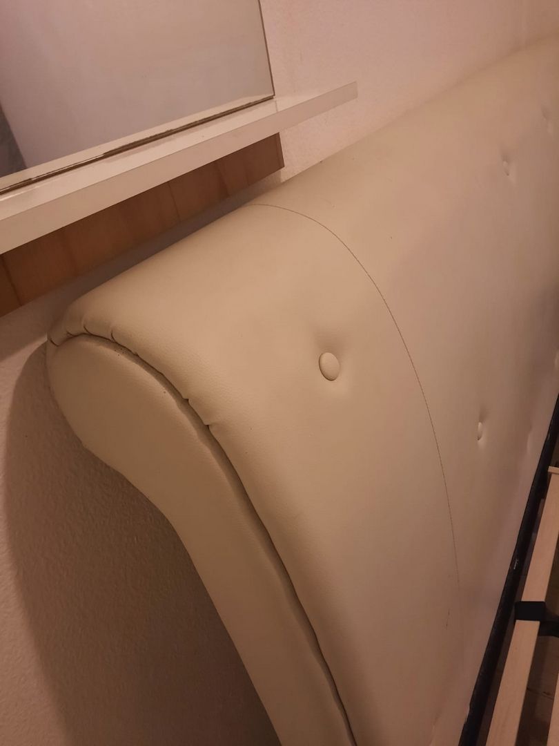 Bett 180x200m, echtes Leder, weiß, inkl. Lattenrost