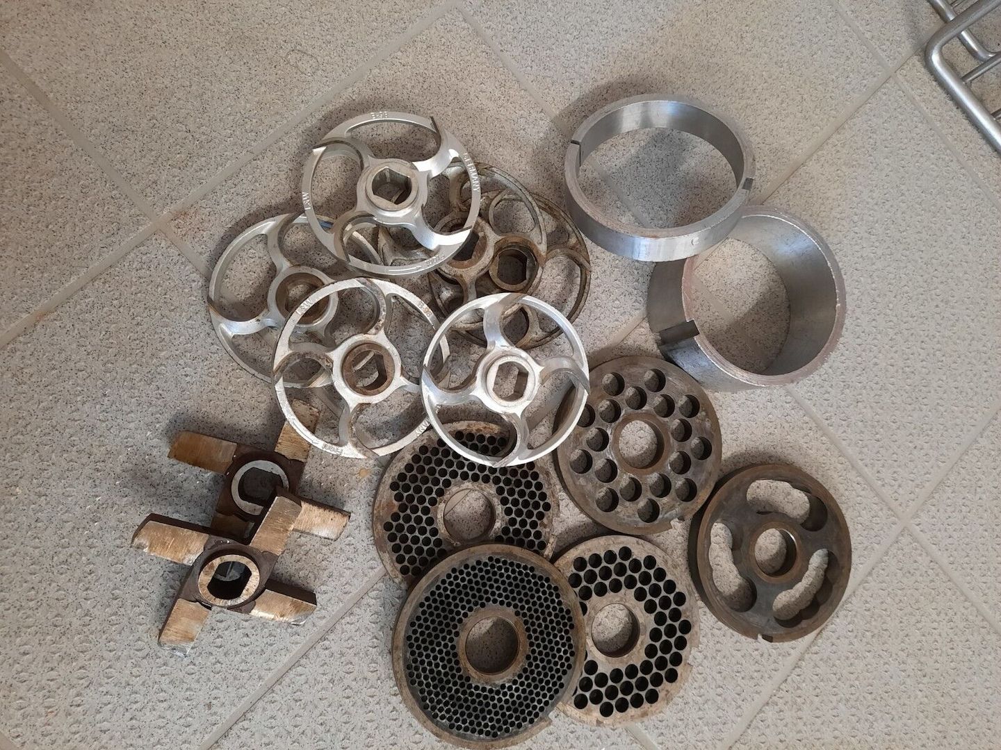 MADO MEW 619 Fleischwolf - Unger Schneidsatz B98 - Generalüberholt