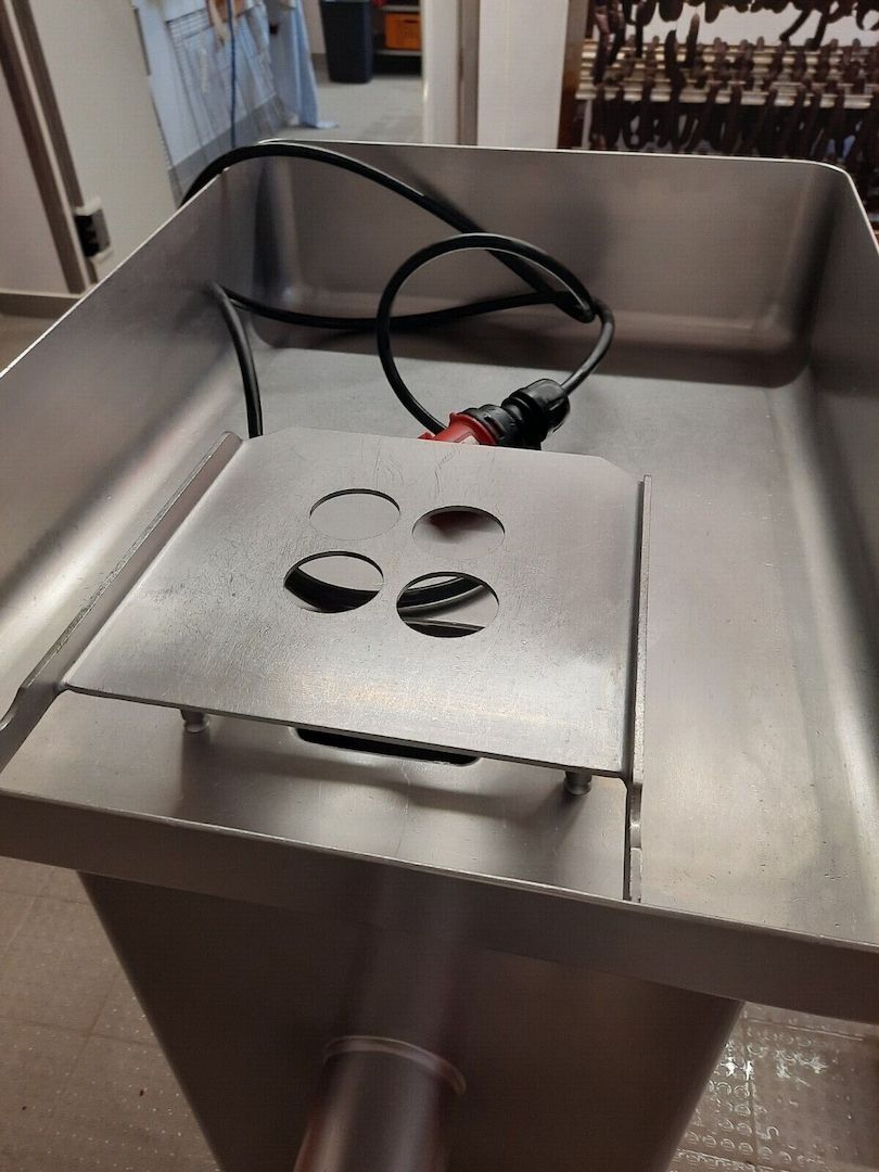 MADO MEW 619 Fleischwolf - Unger Schneidsatz B98 - Generalüberholt