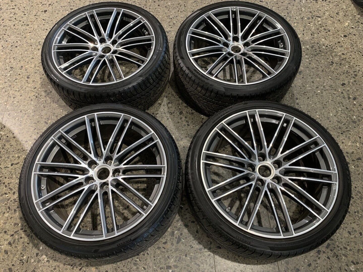 4 original Porsche Cayenne Winterräder 22 Zoll 315/30R22 - 285/35R22