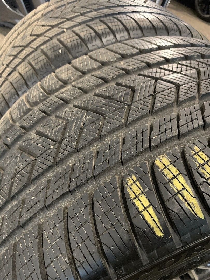 4 original Porsche Cayenne Winterräder 22 Zoll 315/30R22 - 285/35R22