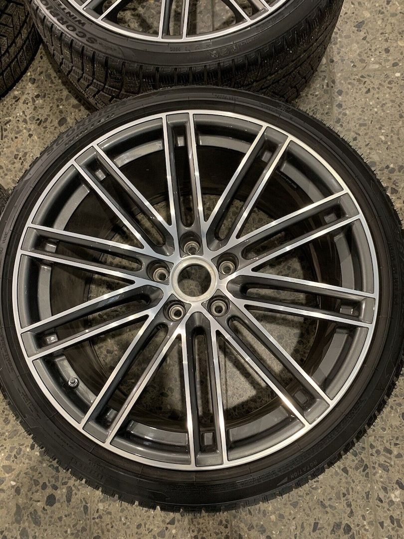 4 original Porsche Cayenne Winterräder 22 Zoll 315/30R22 - 285/35R22