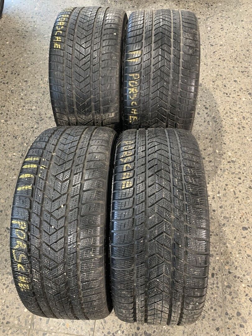 4 original Porsche Cayenne Winterräder 22 Zoll 315/30R22 - 285/35R22