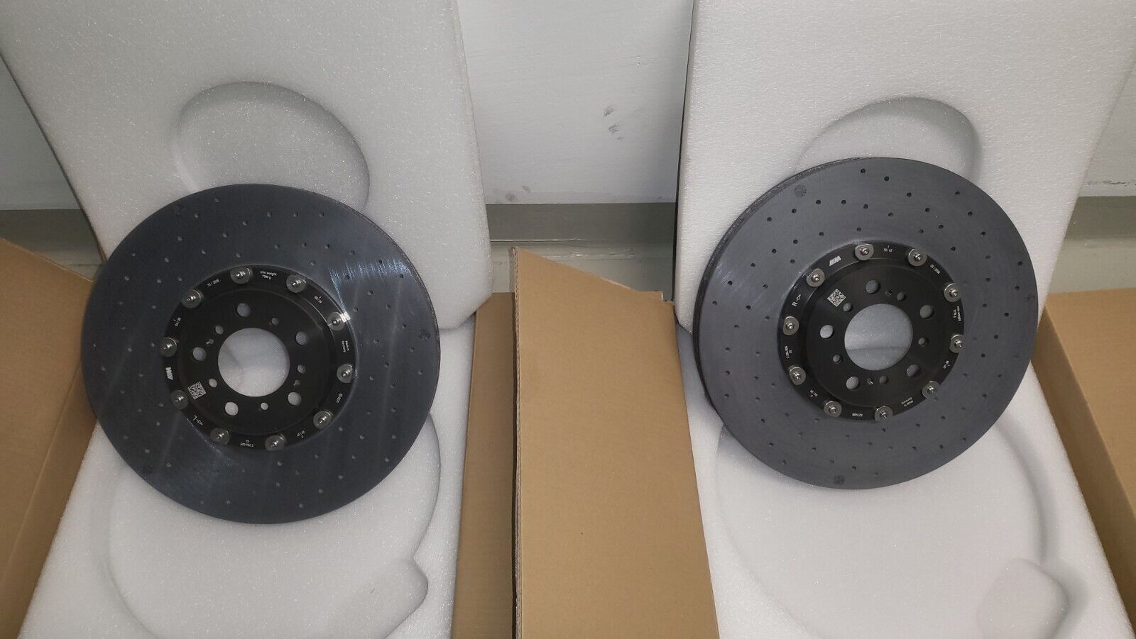 BMW M3 M4 F80 F82 F83 Keramik Bremsscheiben Set VA NEU&OVP