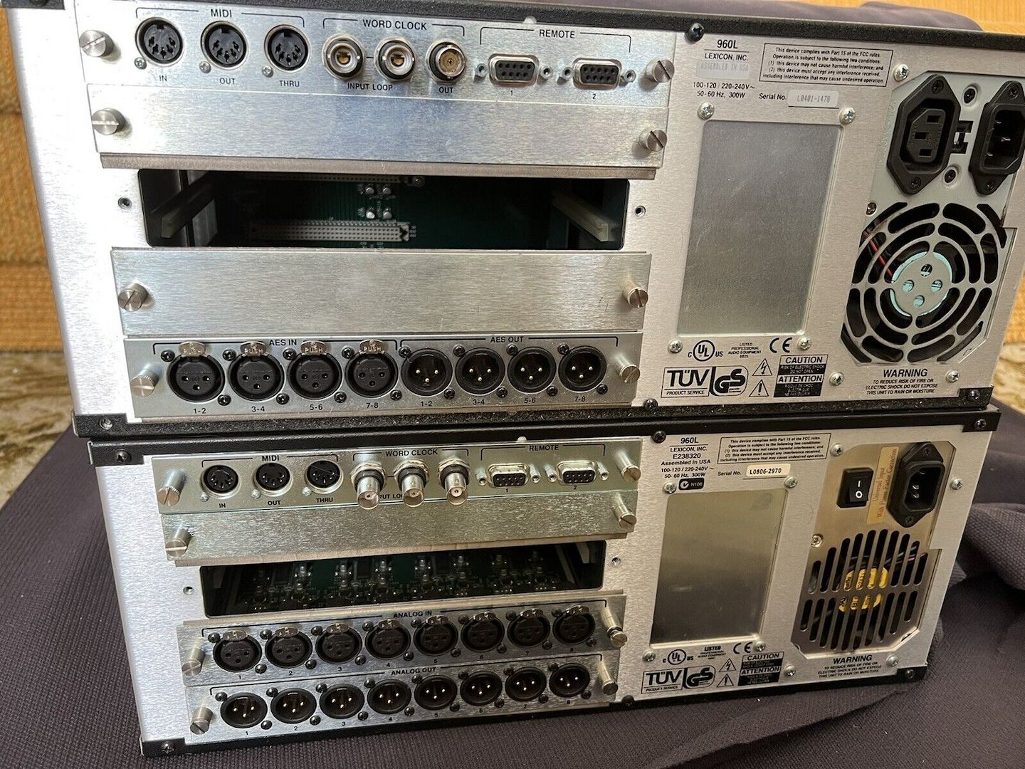 2 x Lexicon 960L Reverb-Effektgeräte mit LARC2-Fernbedienungen