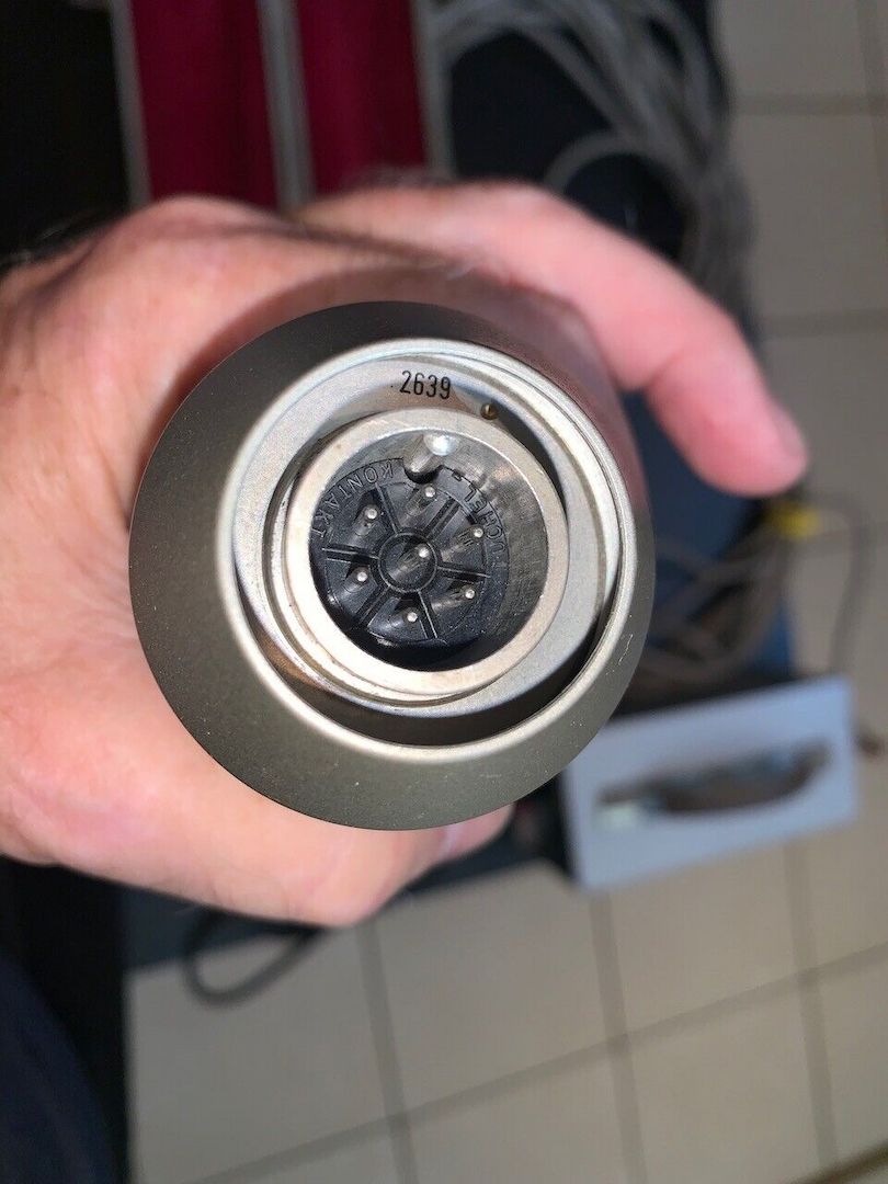 Abgestimmtes Paar Neumann U67 Vintage-Mikrofone