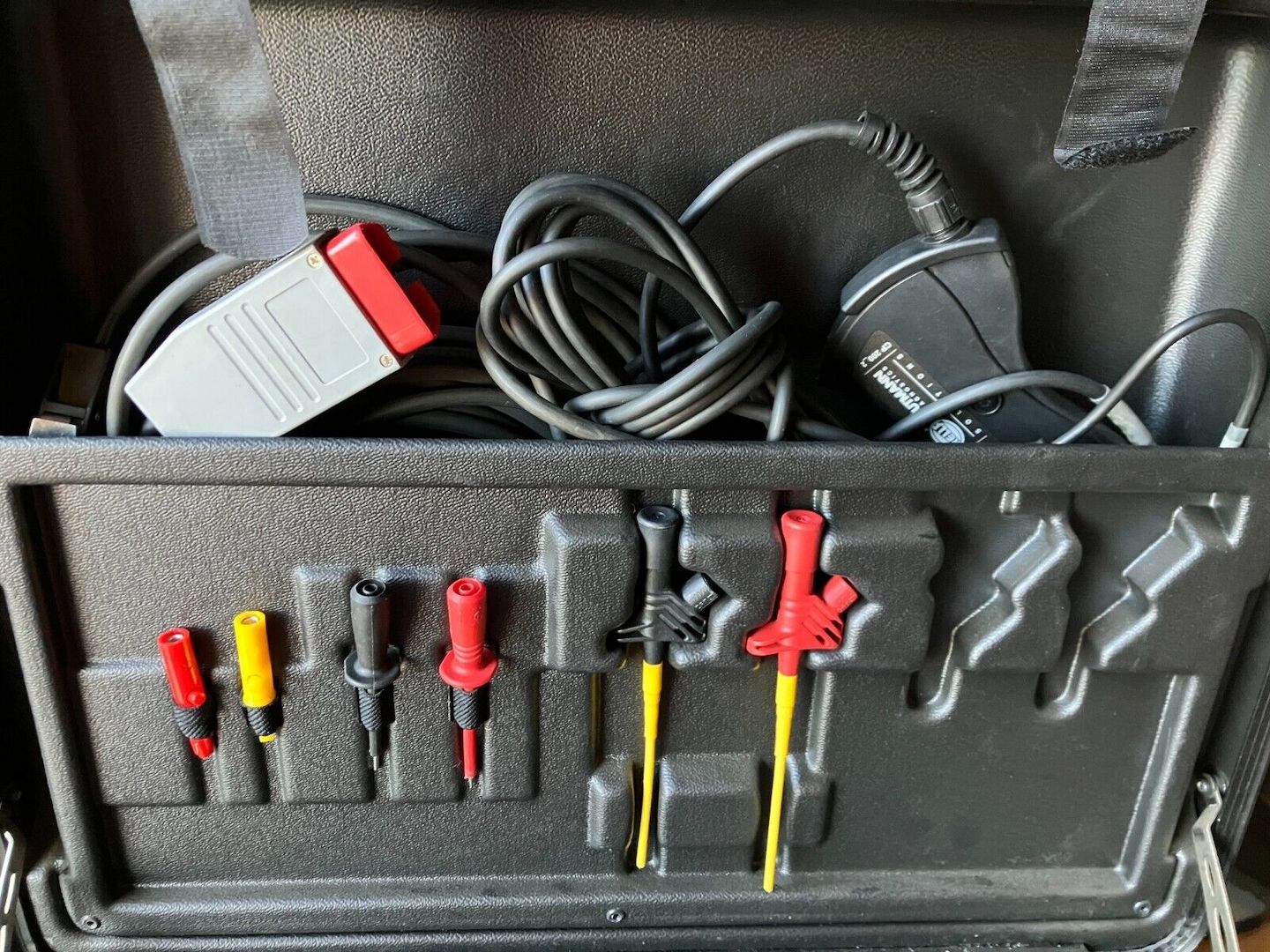 Hella Gutmann Mega Macs 66 mit Zubehör