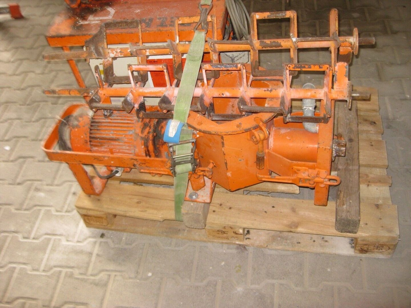 PFT N2V + PFT HM 4000 - Lehmputz - Klebe und Armierungsmörtel - Spachtelmassen