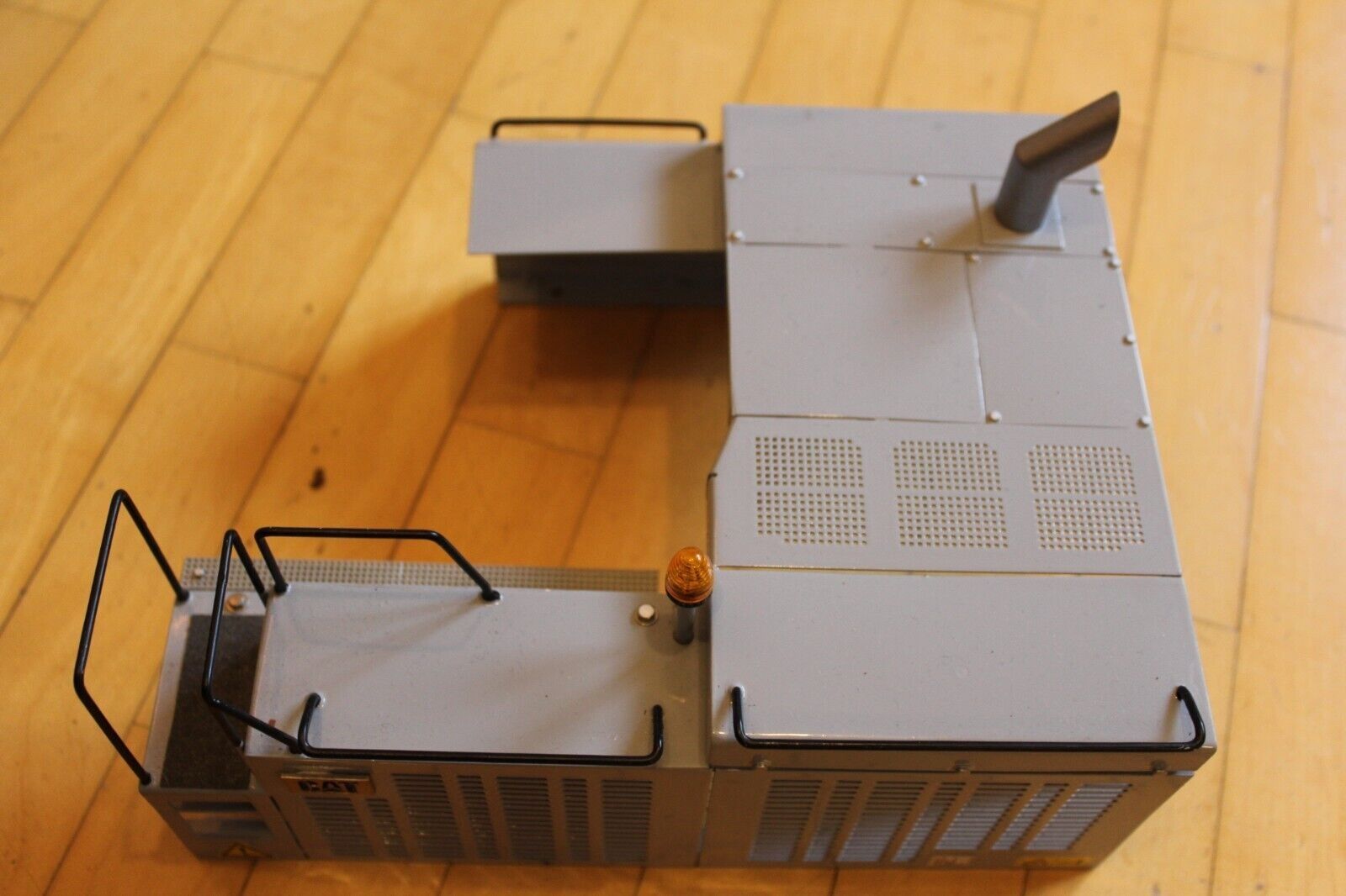 Caterpillar Bagger 385 1:16 / 1:14