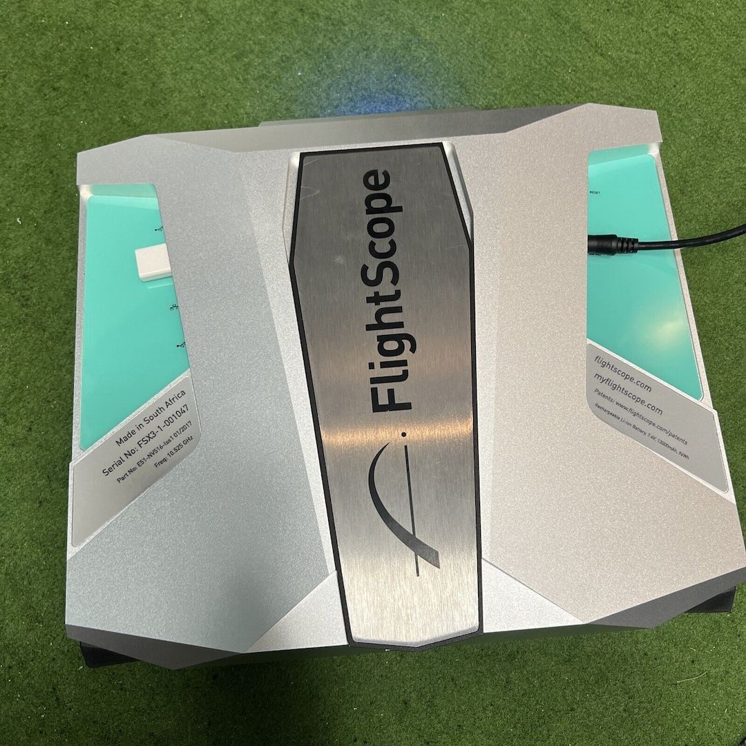 FlightScope X3 Startmonitor mit OVP (+Rucksack) Top Zustand FlightScope X3 Startmonitor mit OVP (+Rucksack) Top Zustand