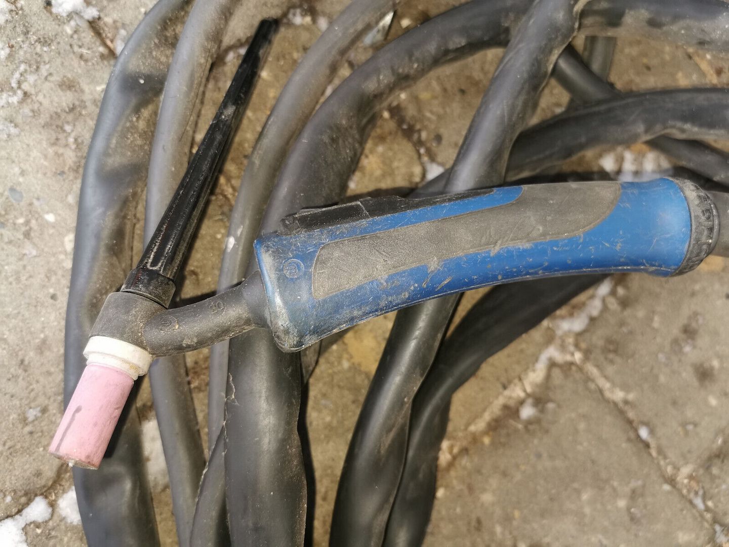 WIG Schweißgerät Jäckle WIG 301i DC + Kühlgerät FKG 3, auf Waagen komplett