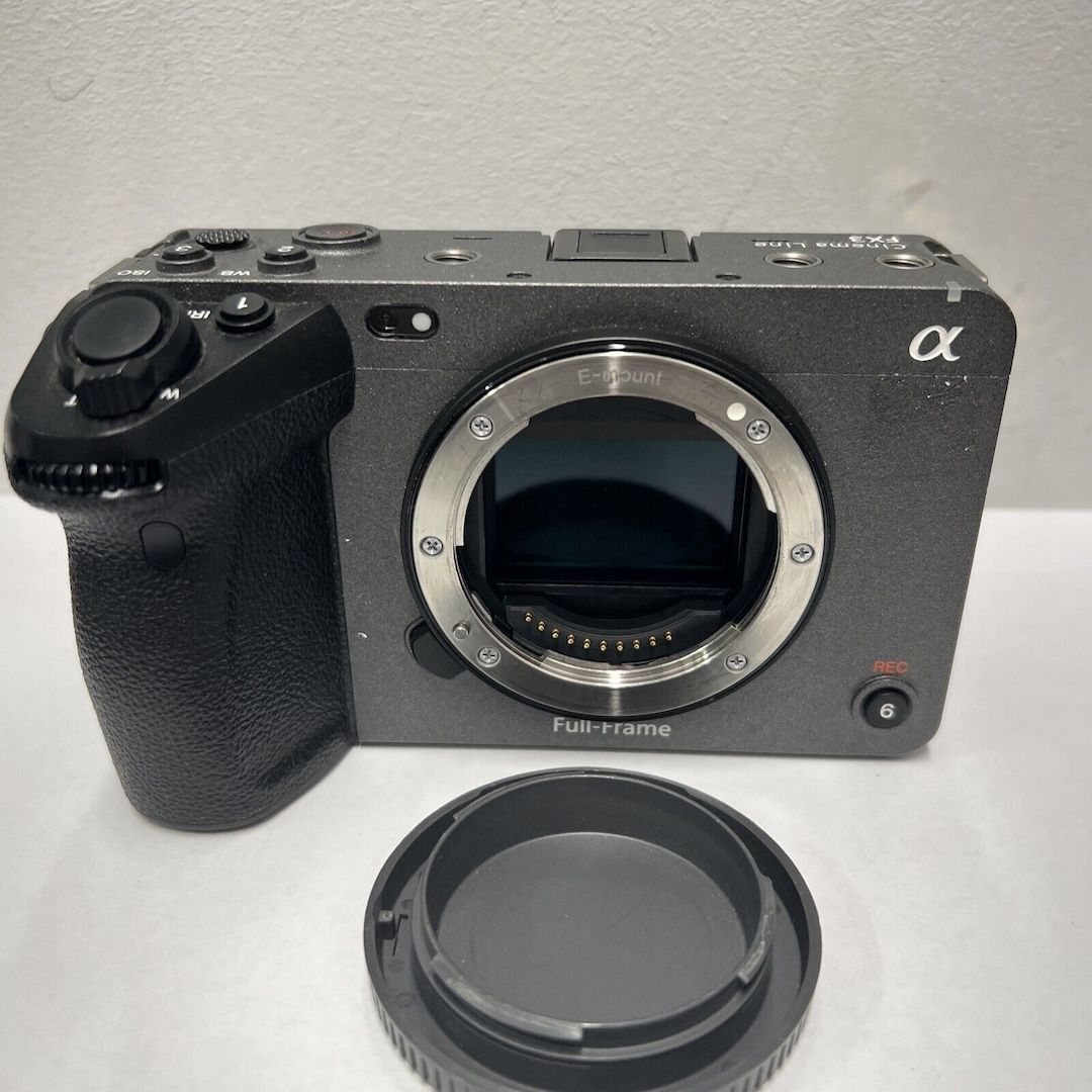 Sony Alpha FX3 12,1MP Cinema Line Vollformatkamera (Nur Gehäuse)