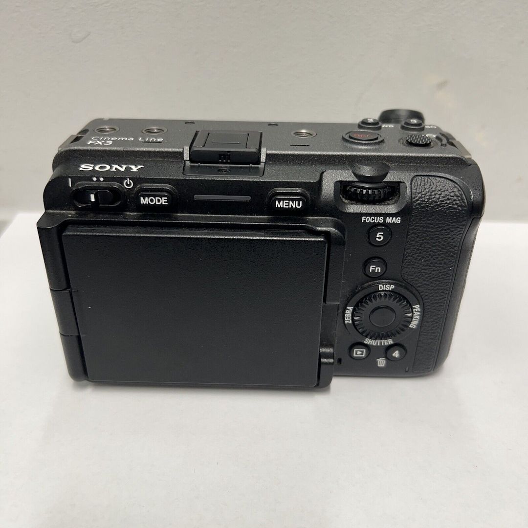 Sony Alpha FX3 12,1MP Cinema Line Vollformatkamera (Nur Gehäuse)