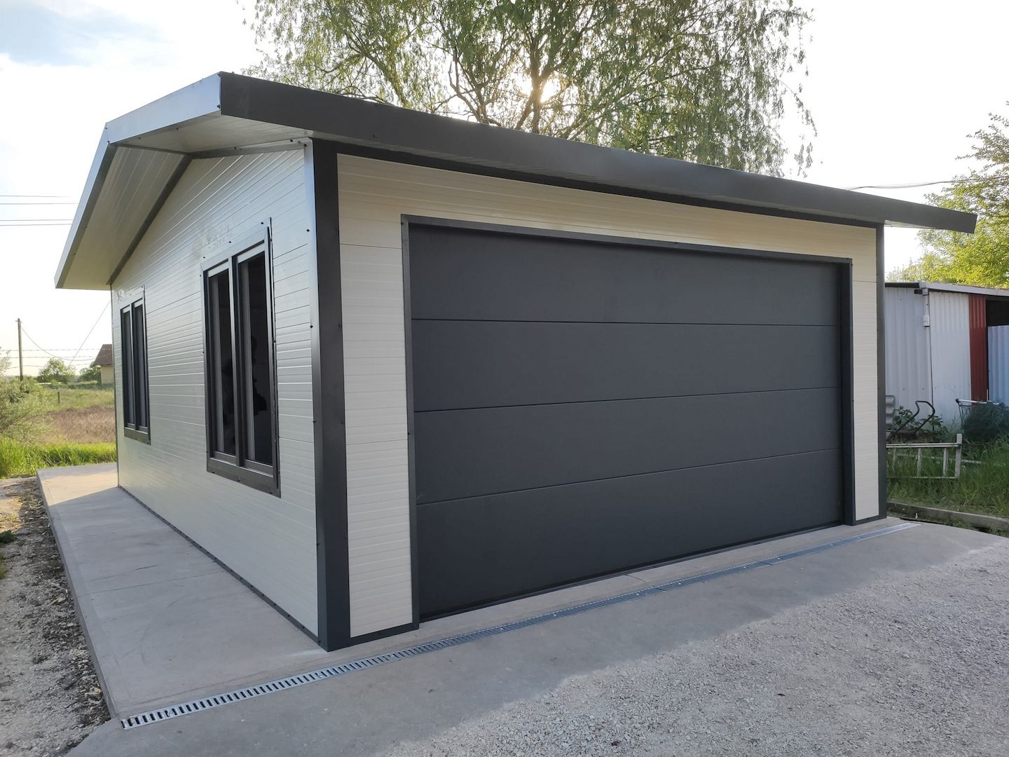 Isolierte Garage für nur 8.999 EUR