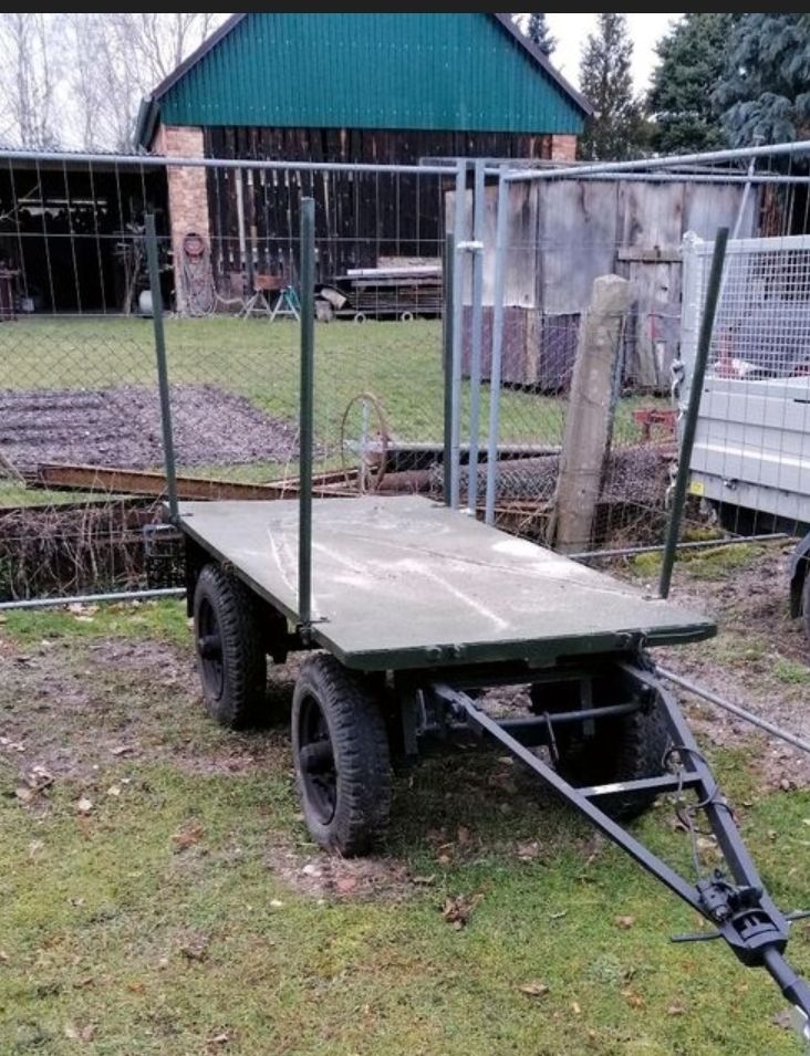 Traktor Multicar Anhänger mit Stahlboden Top Zustand