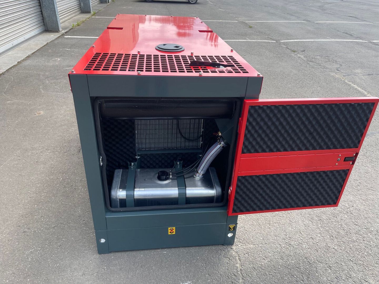 Bauer Generator GFS-24 (Notstromaggregat Stromerzeuger Diesel Generator)