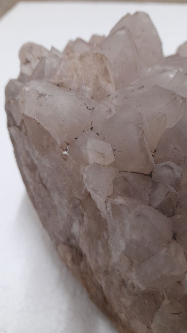 Naturbelassene Quarz Druse