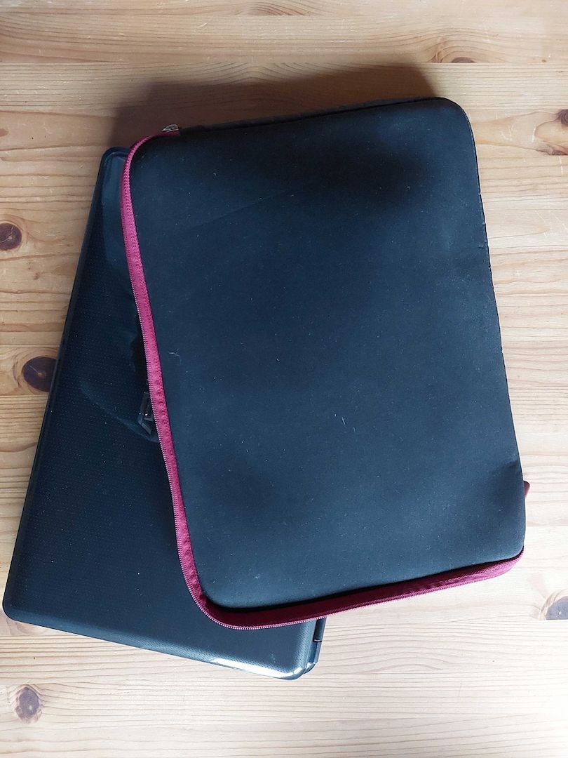 17" Laptop ASUS X70K