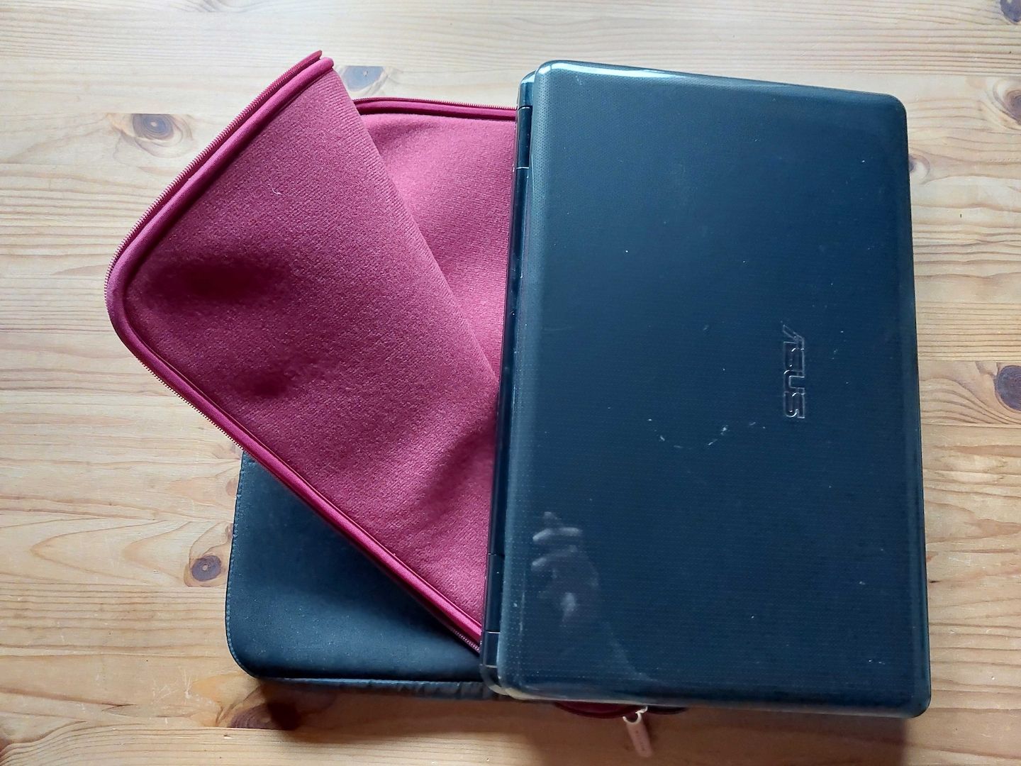 17" Laptop ASUS X70K