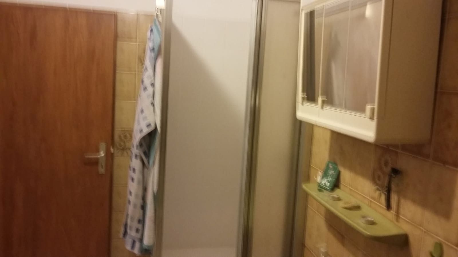 Du bist Ausländische junge Frau und brauchst Aufenthalt! Kostenlose Wohnmöglichkeit!!