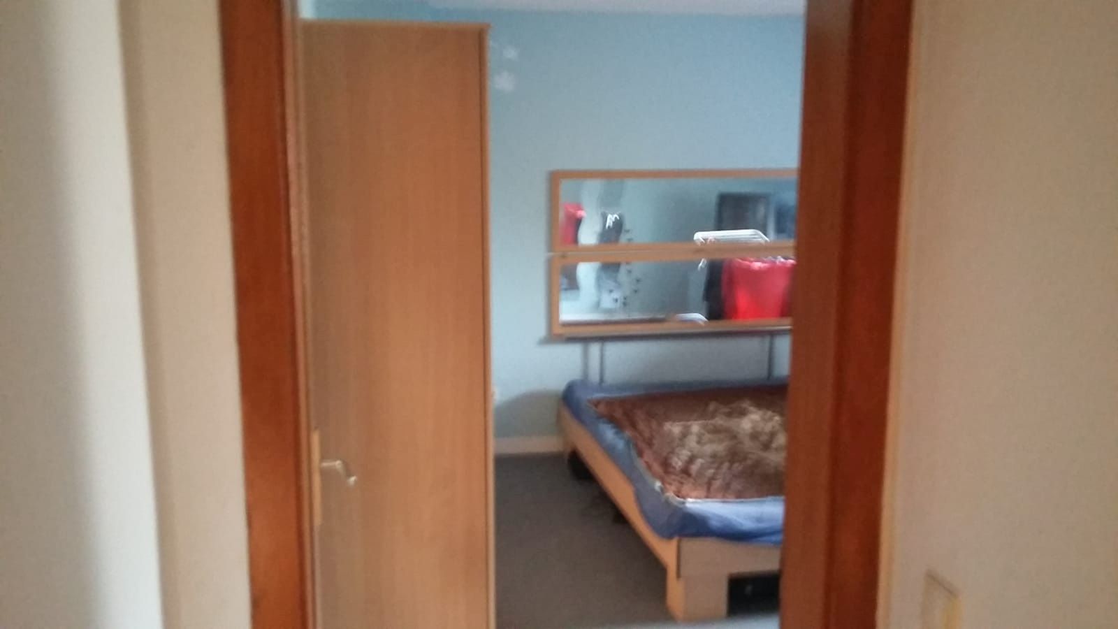 Du bist Ausländische junge Frau und brauchst Aufenthalt! Kostenlose Wohnmöglichkeit!!