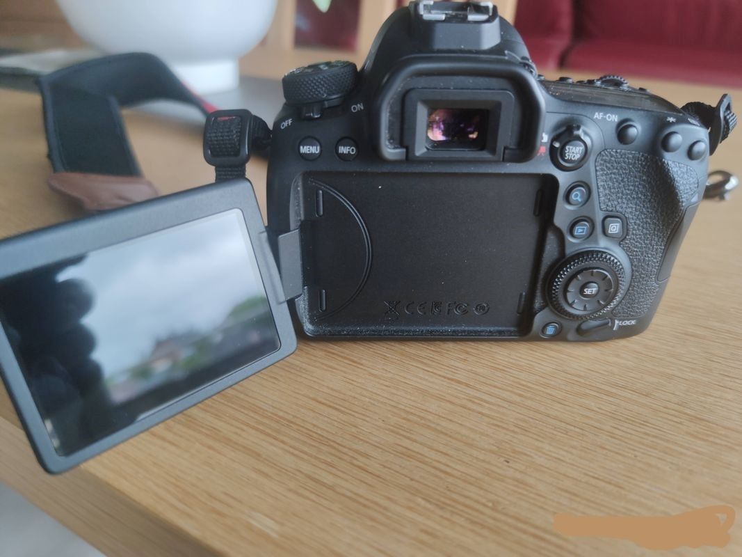 Canon EOS 6D Mark II und Zubehör