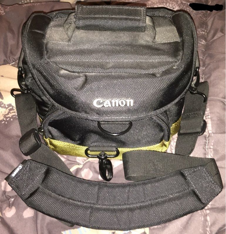 Canon Tasche + Canon Makro FD 100 mm Objektiv