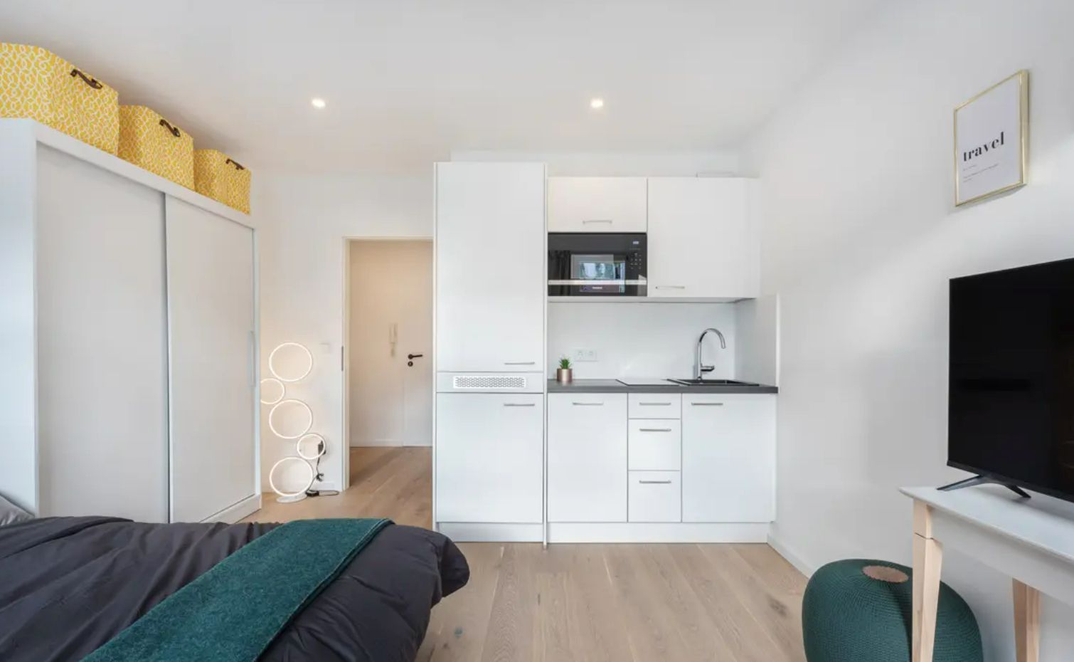 Hochwertige 1-Zimmer-Wohnung möbliert - Schwabing Hochwertige 1-Zimmer-Wohnung möbliert - Schwabing