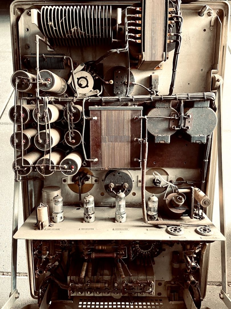 Bang & Olufsen BOFA KV40 Röhrenkinoverstärker Paar/Stereo