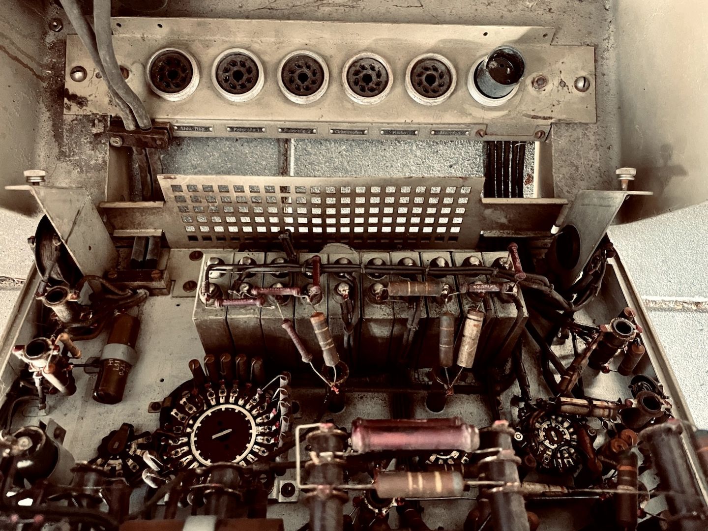 Bang & Olufsen BOFA KV40 Röhrenkinoverstärker Paar/Stereo