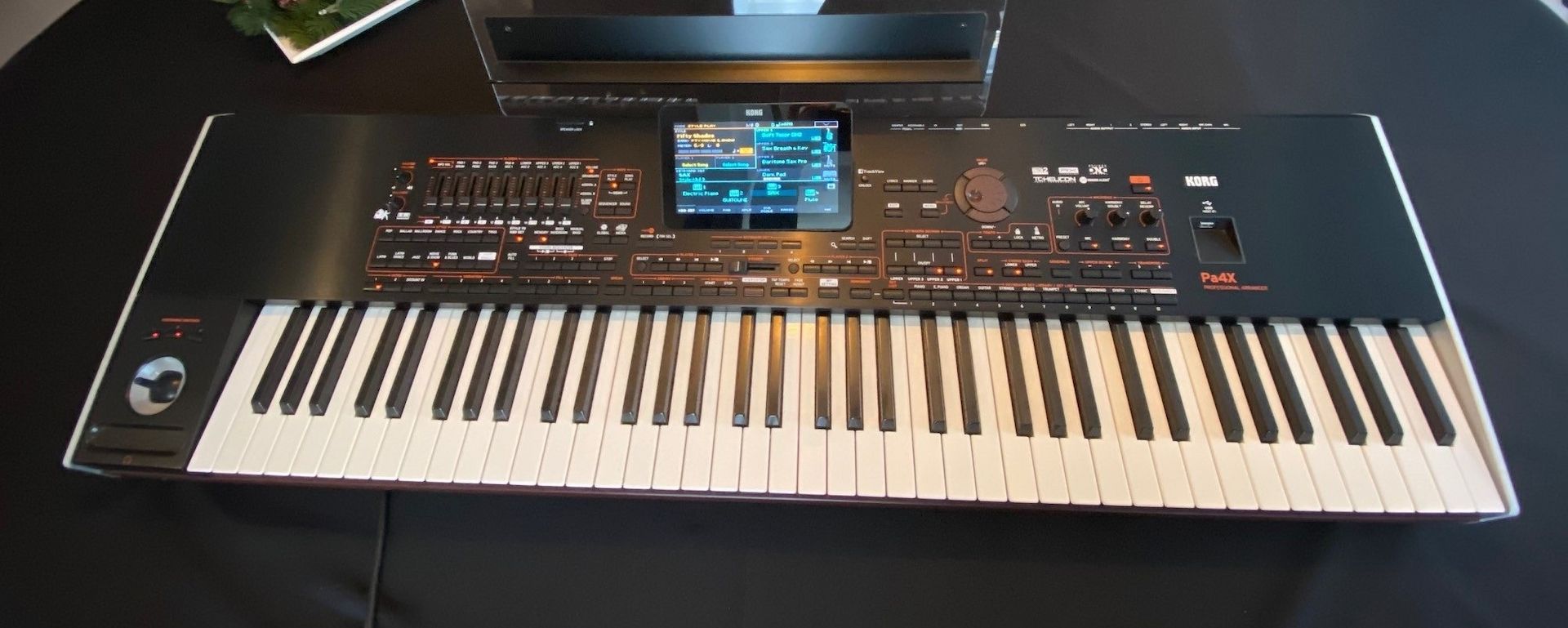 Korg Pa5X , Korg Pa4X, Korg PA-1000, Yamaha Genos 76-Key, Yamaha PSR-SX900, Yamaha Montage 8