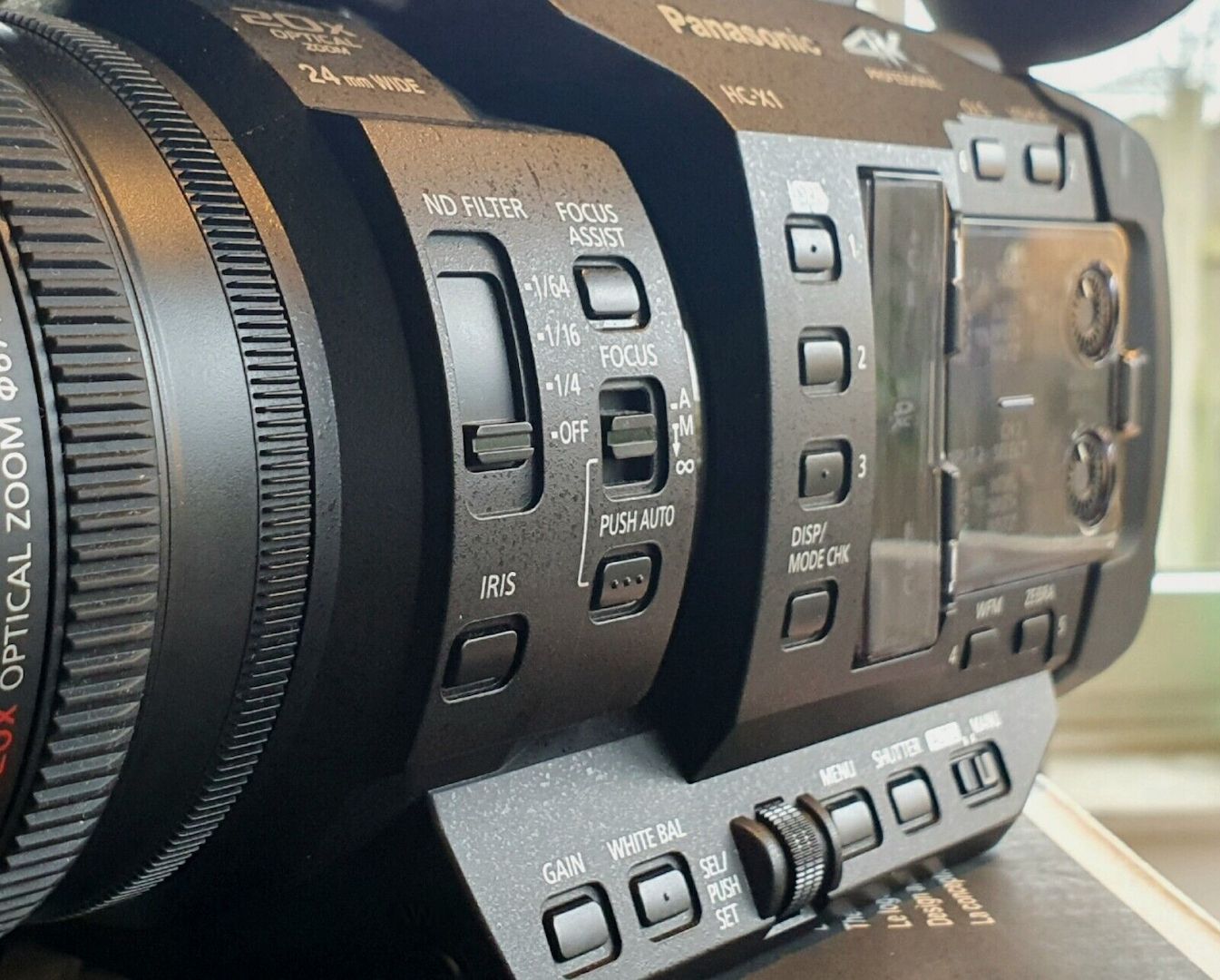 Panasonic HC-X1E Professioneller 4K Ultra HD Camcorder