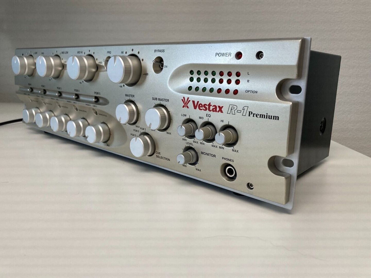 Vestax R-1 Premium & MCR-1 High End Rotary Mixer